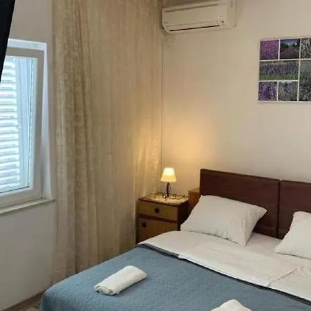 2 - Double With Shared Bathroom 1 - 3 Apartamento Dubrovnik