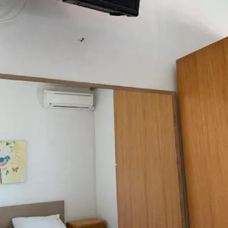 Apartment 2 - Double With Shared Bathroom 1 - 3 Dubrovnik