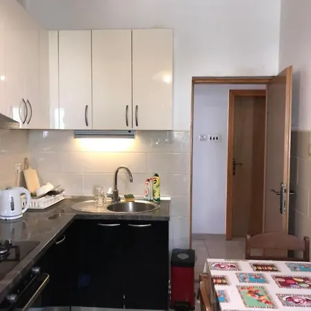 2 - Double With Shared Bathroom 1 - 3