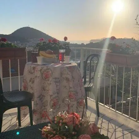 2 - Double With Shared Bathroom 1 - 3 *